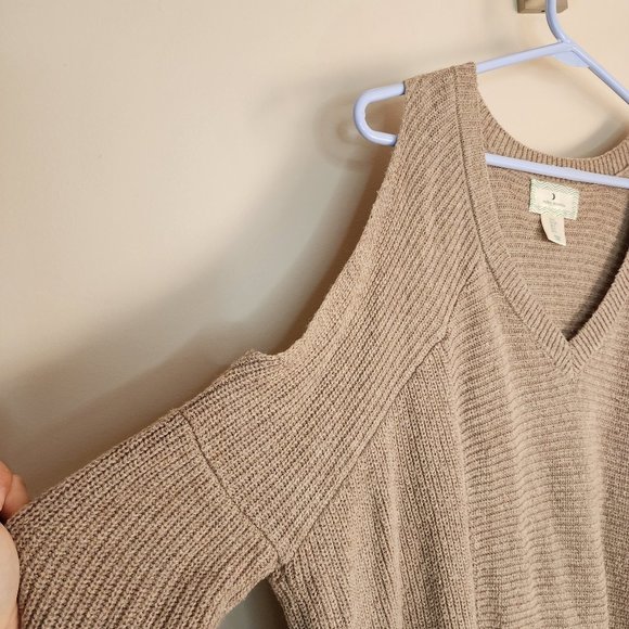 Women's Oversized Cold Shoulder Tan Knit Sweater - Size Small - Picture 2 of 3